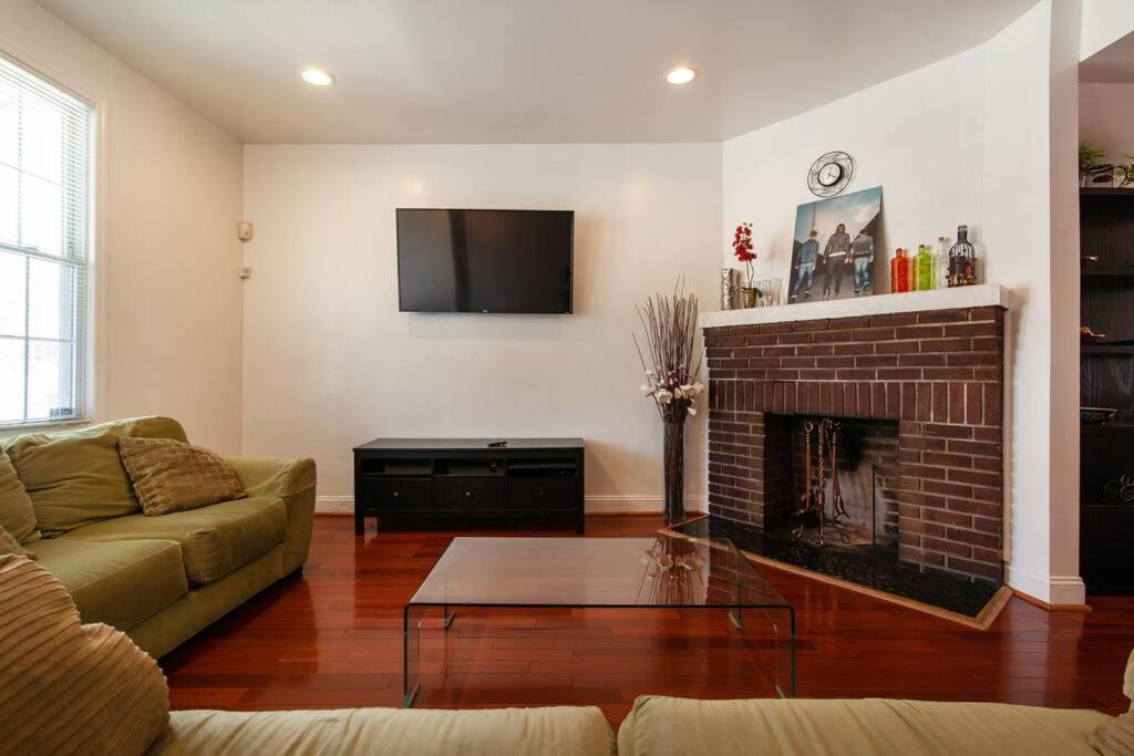 Relaxing, Spacious, Private, Walkable In Petworth! Washington Esterno foto