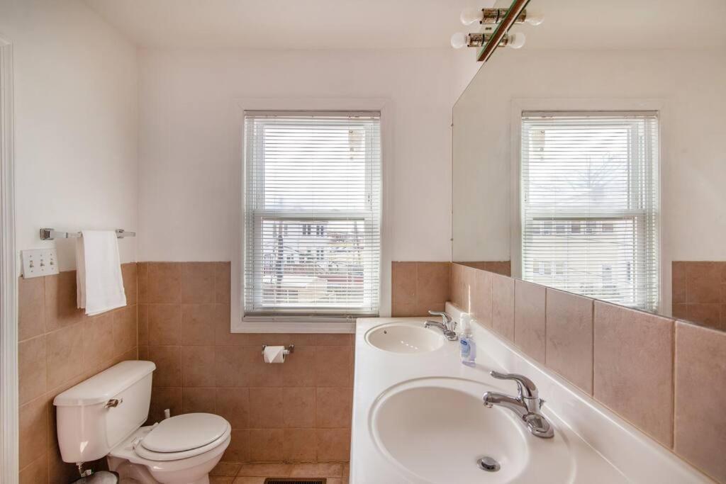 Relaxing, Spacious, Private, Walkable In Petworth! Washington Esterno foto