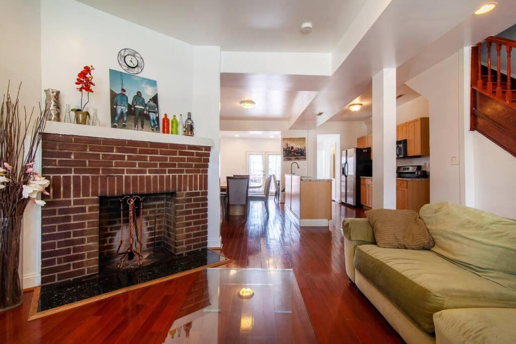 Relaxing, Spacious, Private, Walkable In Petworth! Washington Esterno foto